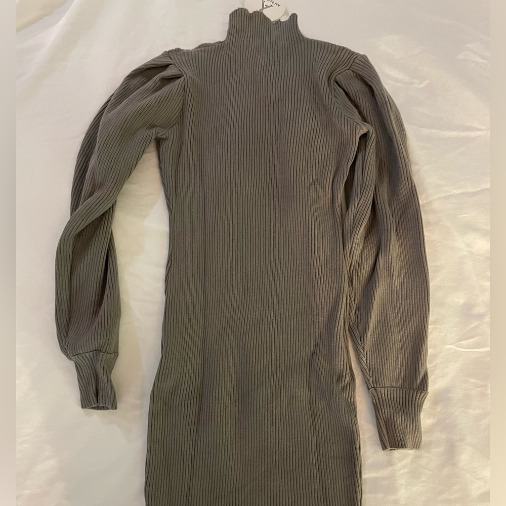 Body con size S puffy sleeve dress WITH TAGS